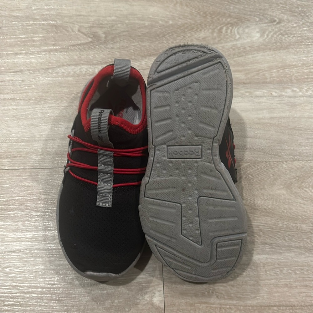 Reebok Kids 9C Like New Used